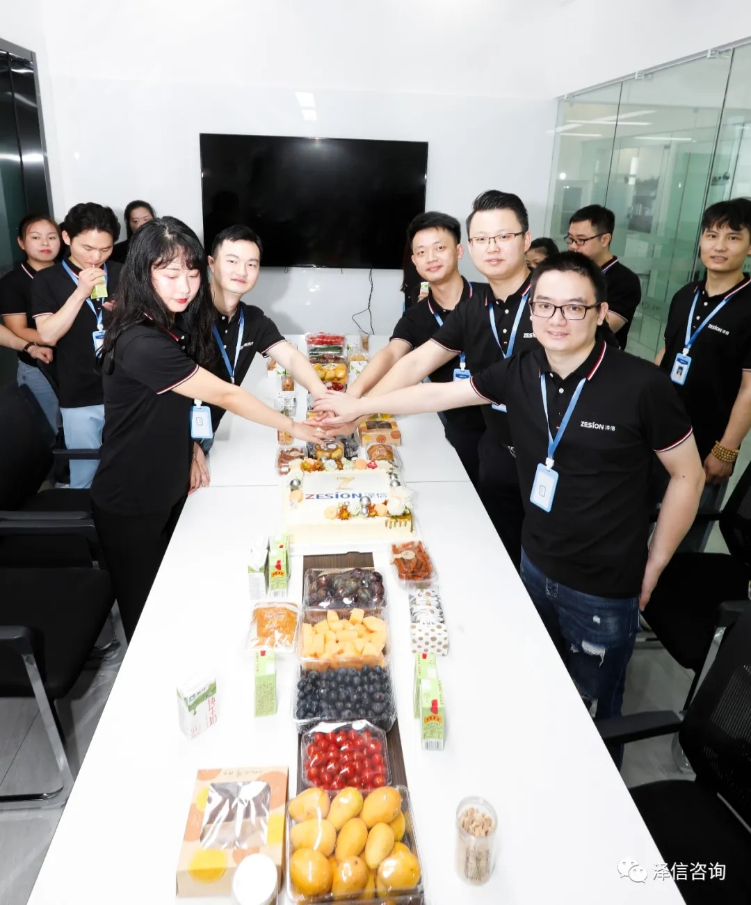 104b662a33a54a0137a4ad9dc8ce272e.jpg 104b662a33a54a0137a4ad9dc8ce272e.jpg